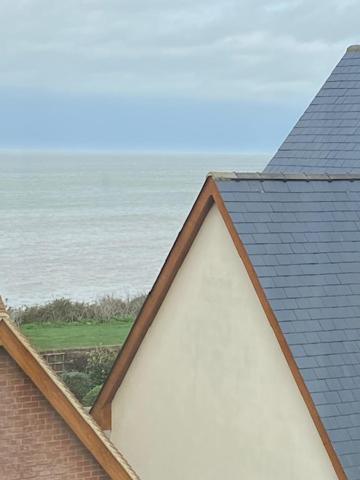 Stylish Contemporary Seaside Holiday Home With 5 Bedrooms, Sea View, Parking And Ev Point Herne Bay Bagian luar foto